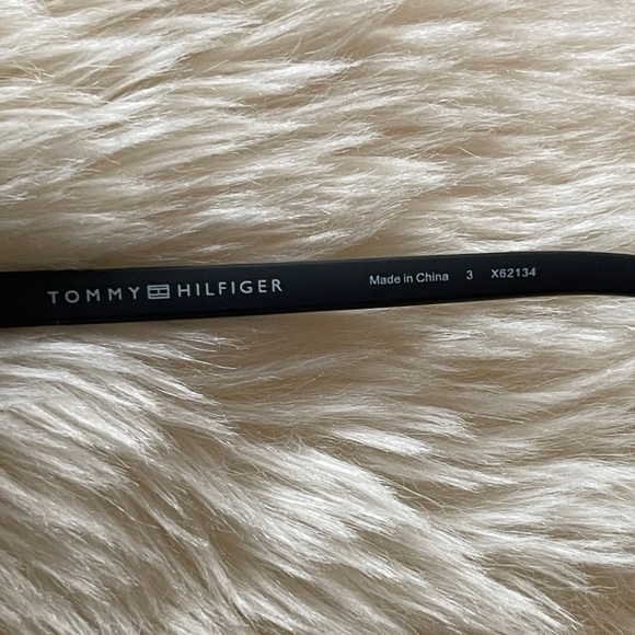TOMMY HILFIGER Sunglasses 52-21-145 Unisex